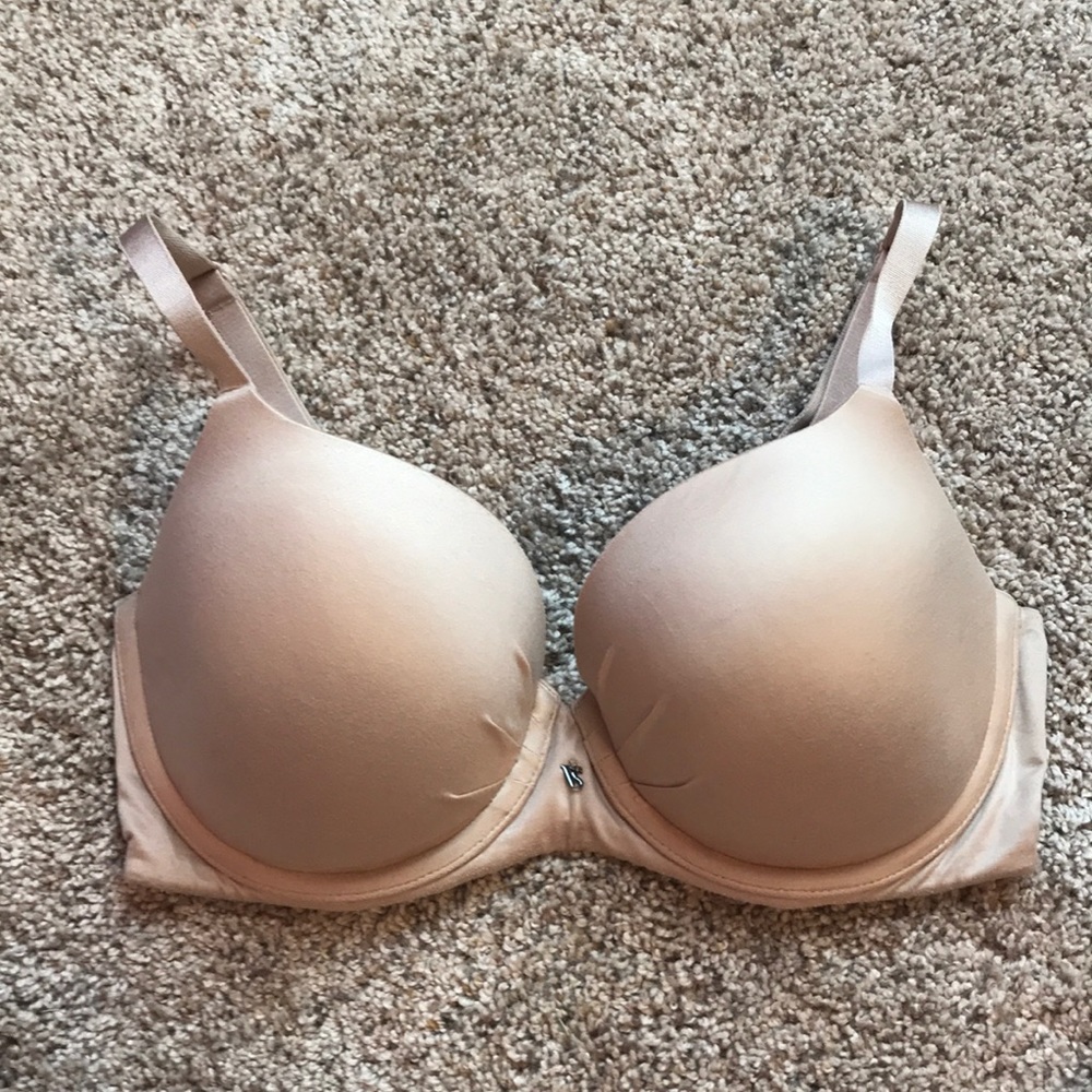 Victoria Secrete Bra size 32DD